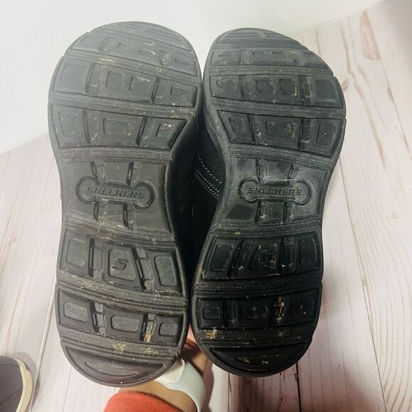 Skechers Black Leather Mocassin  Air-Cooled Memory Foam Shoes - Picture 7 of 8